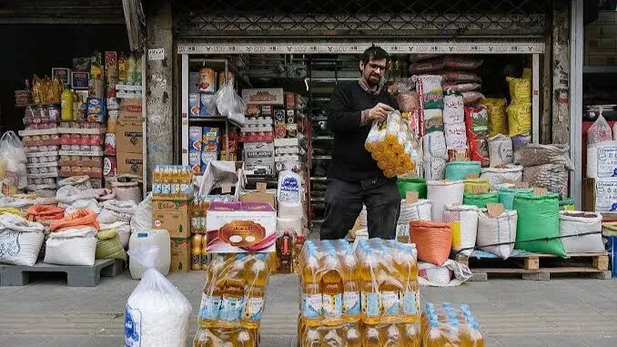 خبر خوش برای مردم / کاهش قیمت کالاهای اساسی در راه است ؟