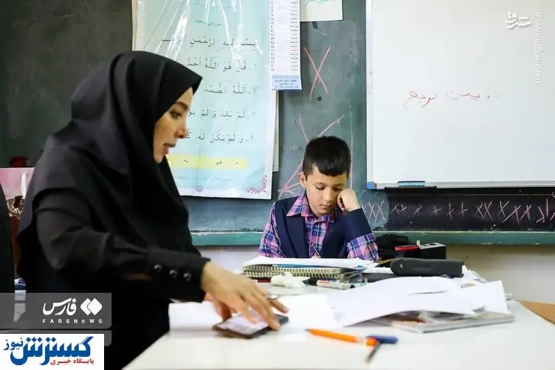 فرهنگیان کشور مهارت ندارند! | مشکلات اقتصادی والدین را کلافه کرده است