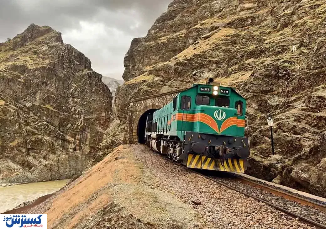 مقایسه قطارهای مسیر مشهد به تهران | کدام قطار برای شما مناسب‌تر است؟