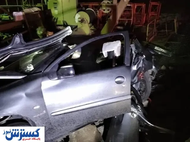 تصادف مرگبار خودرو ٢٠۶ در بزرگراه آزادگان