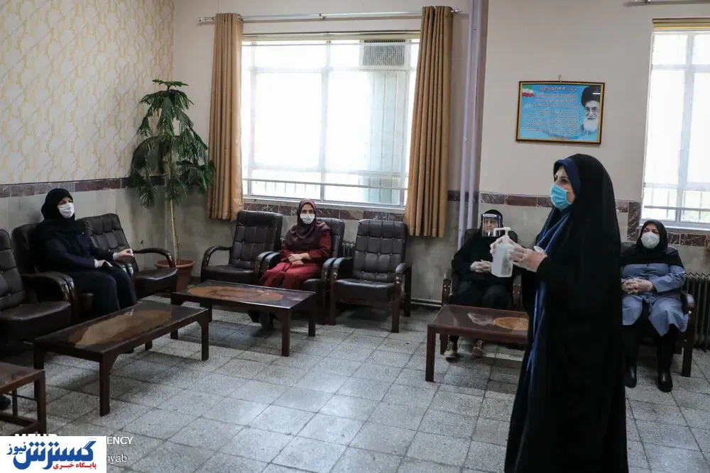مجلس به مدارس ناظر می‌ فرستد