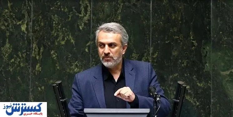 فاطمی امین در پیچ و خم شعارهایش گرفتار شد