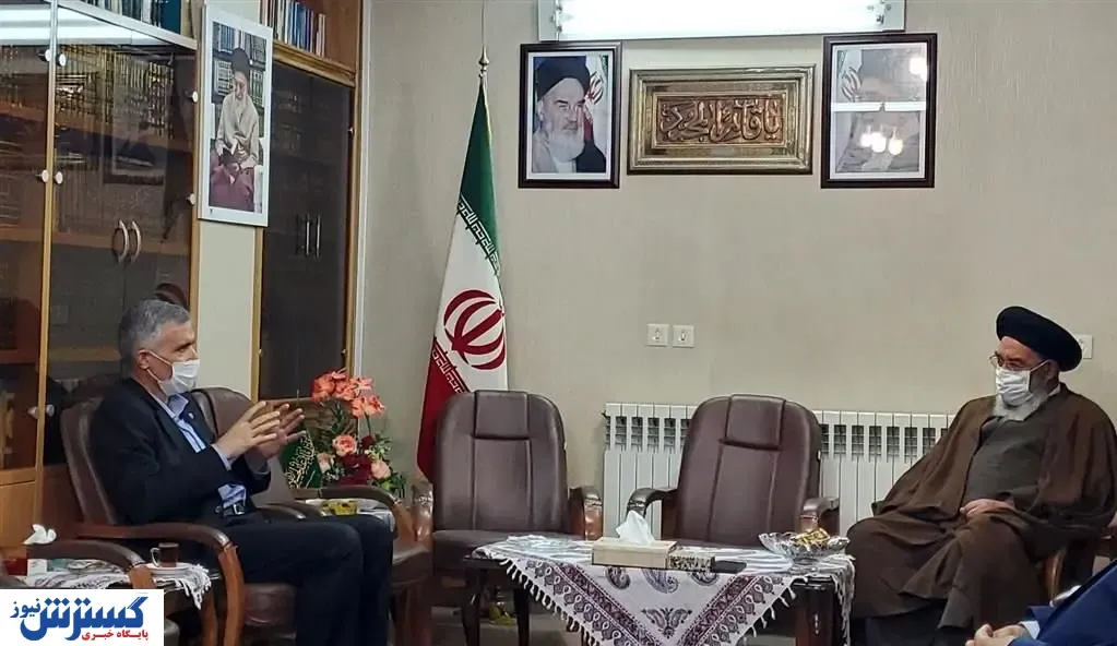 درج عنوان ساخت ایران بر ریل ذوب آهن غرور آفرین است