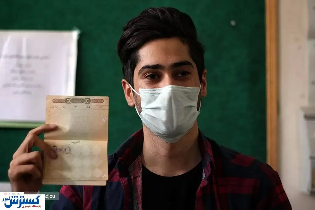 شوق رای اولی ‌ها برای انتخابات + تصاویر