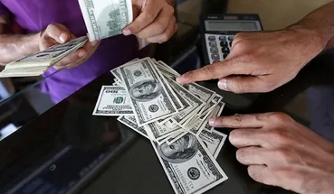قیمت دلار امروز سر به فلک زد (جدول ۲۱ بهمن ۱۴۰۴)