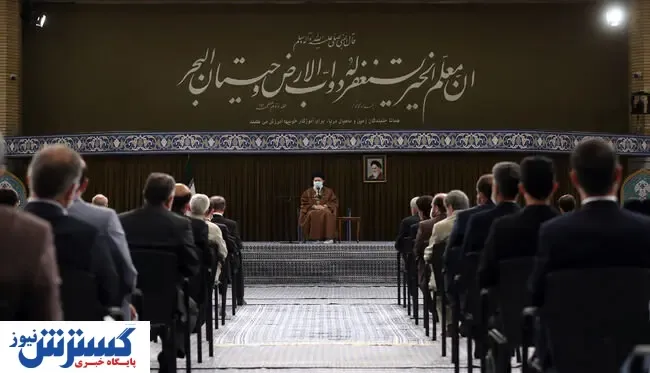 رهبر انقلاب در دیدار معلمان / دانش‌آموز ما باید دارای هویت ملی شود