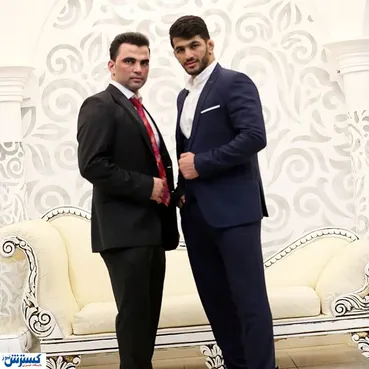 تیپ لاکچری حسن یزدانی در عروسی برادرش | عکس حسن یزدانی