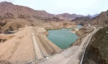 از ورود جمعیت به تهران جلوگیری می‌شود | منابع آبی پایتخت قتل عام شد