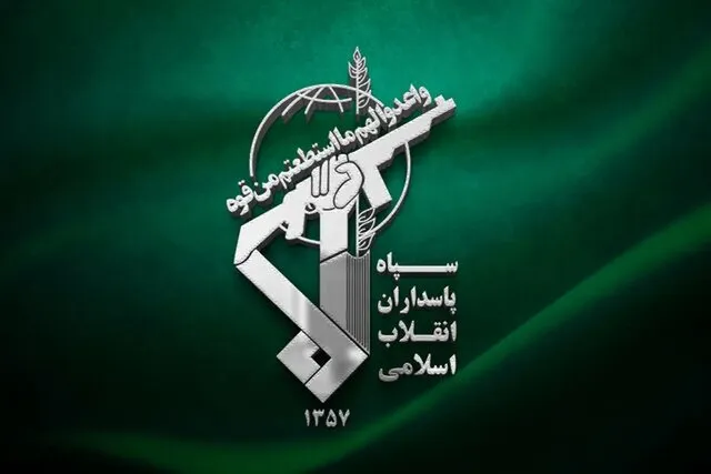 لبیک سبزپوشان به رهبر جدید انقلاب / فراجا و سپاه با فرمانده جدید کل قوا بیعت کردند