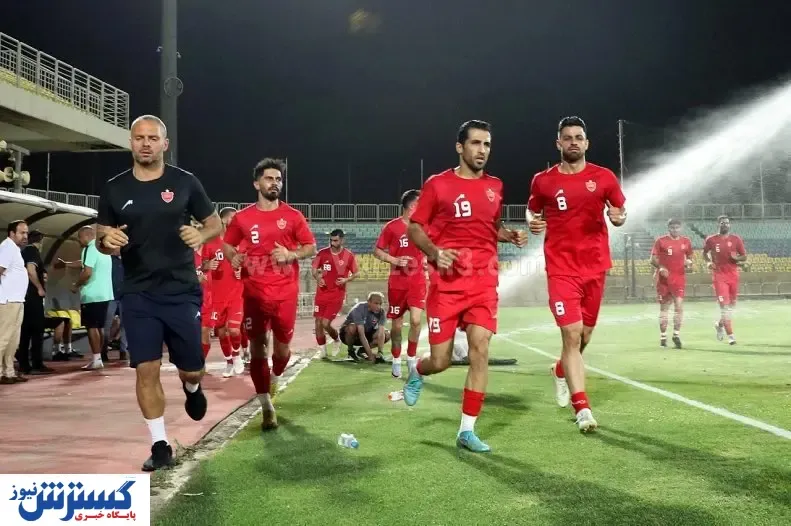این پرسپولیسی یه سر و گردن از بازیکنان بالاتر  است!