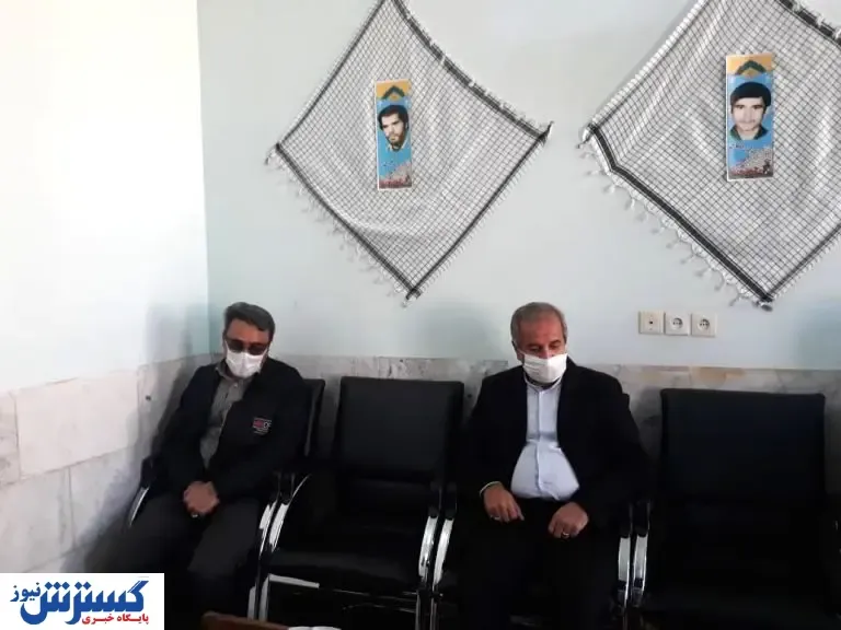 دیدار مدیران بسیج سنگ آهن فلات مرکزی با امام جمعه بافق