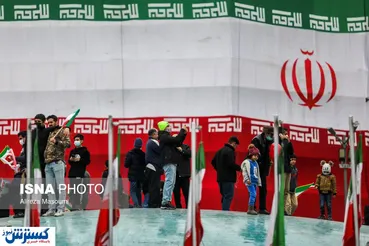 تصاویر/ راهپیمایی خودرویی چهل و سومین سالروز پیروزی انقلاب اسلامی