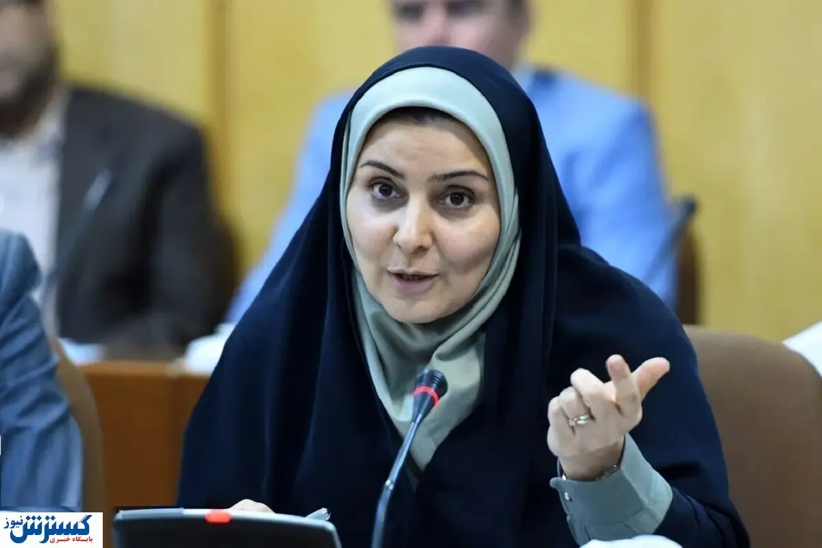 کولاک خانم وزیر در حضور رئیس جمهور