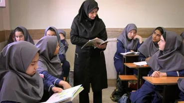 برنامه‌ای ویژه برای رفاه معلمان و فرهنگیان کشور / اعطای وام ۱۰۰ میلیونی آنلاین آغاز شد