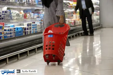 تصاویر/ حال و هوای این روزهای یک فروشگاه زنجیره‌ای