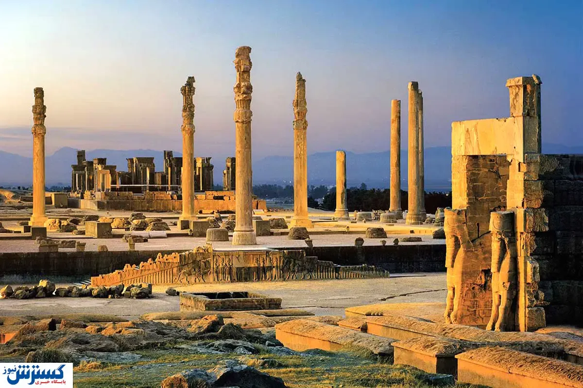 جریان تبلیغ لباس در تخت جمشید چه بود؟