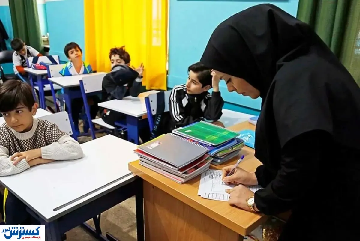 یک نماینده خواستار حذف کد ۱۹ فرهنگیان شد