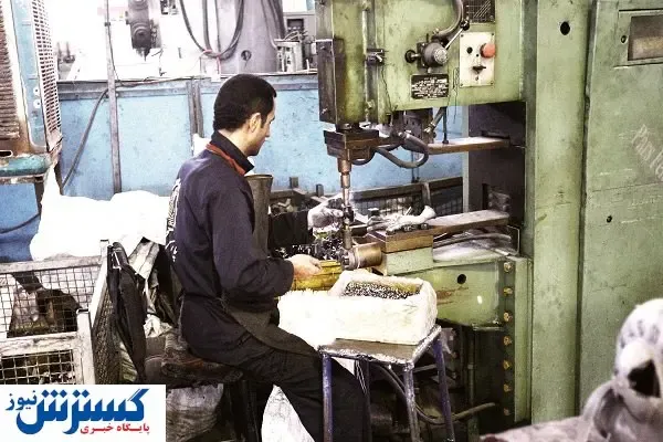 عـاقبت سرکـوب مـزد تعمیق رکود تورمی است