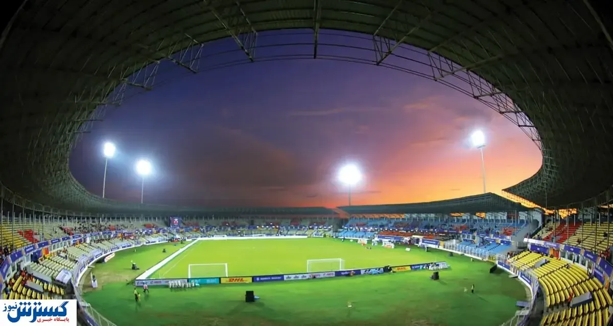 پرسپولیس در یک زمین کریکت هندی