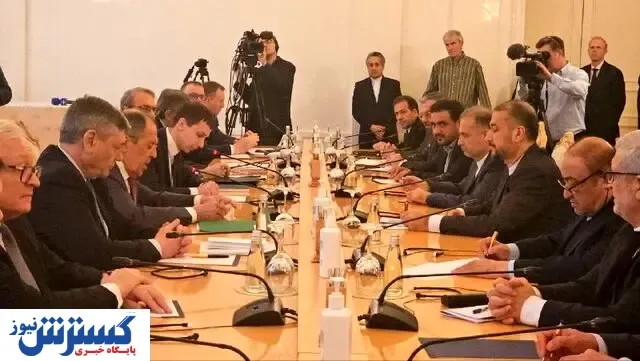 وزیر خارجه کشورمان با همتای روس خود دیدار کرد