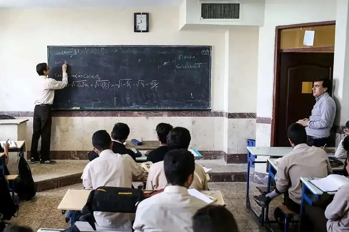 تکلیف شهریه مدارس غیردولتی در ایام جنگ روشن شد / پول سرویس و غذا باید به والدین برگردد