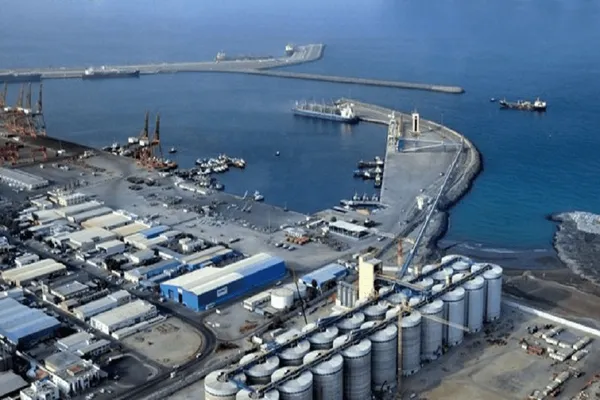 قلب سوخت‌رسانی خلیج فارس شعله‌ور شد / امارات به دردسر افتاد