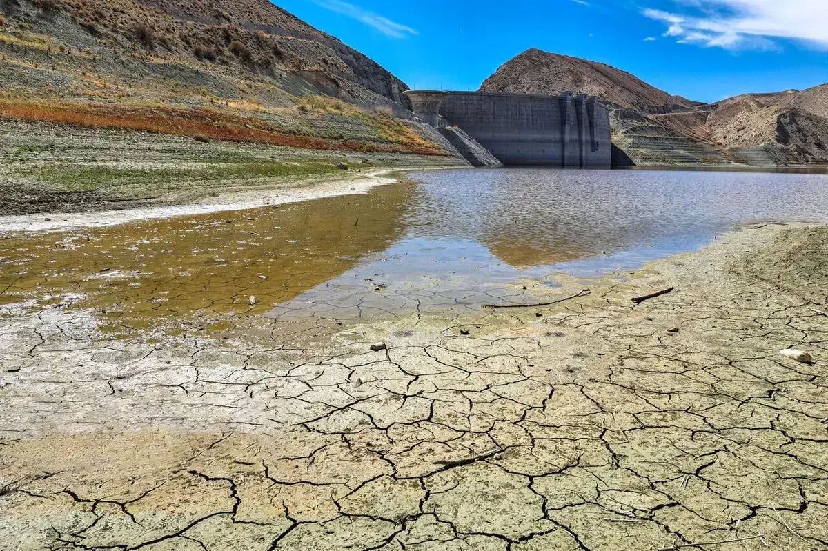 بحران فاجعه بار در تهران؛ پمپاژ حجم مرده سدها آغاز شد!
