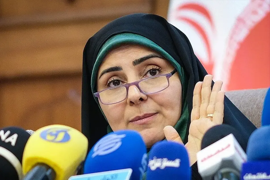 فرزانه صادق