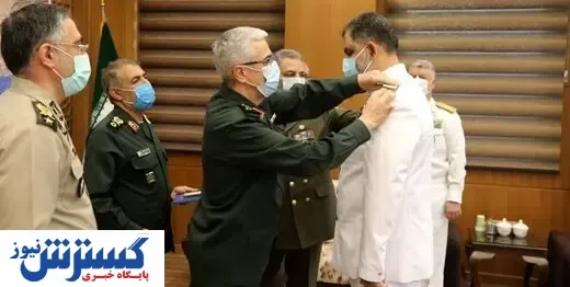 نصب درجه دریاداری فرمانده نیروی دریایی ارتش