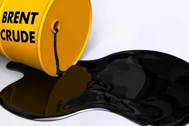 نفت آمریکا رکورد زد ؛ بازار جهانی در انتظار صلح