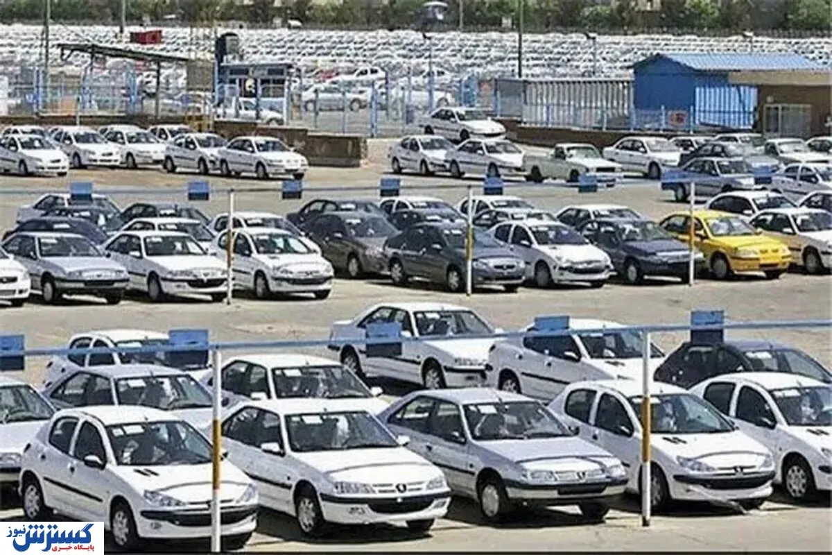 دلار بازار خودرو را آتش زد