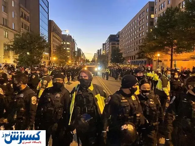 درگیری بین طرفداران ترامپ و پلیس آمریکا مقابل کنگره