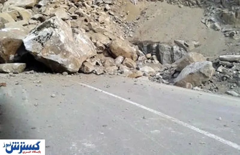 حادثه تلخ در جاده هراز/ حبس شدن چندین خودرو