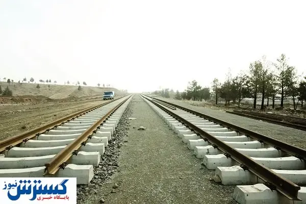 انتظار شبکه ریلی در ایستگاه توسعه