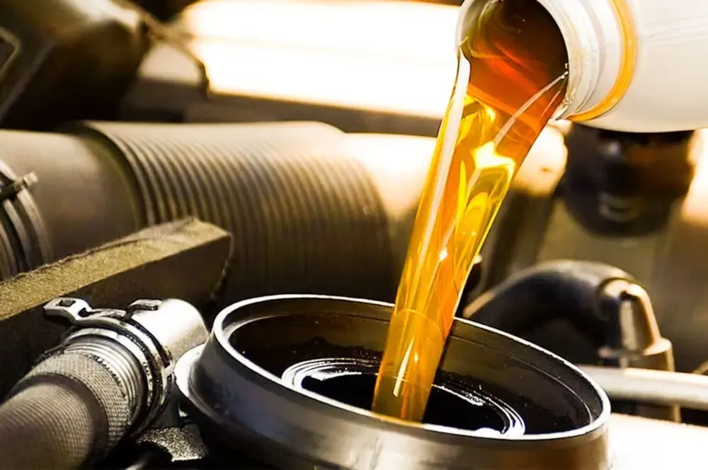 قیمت جدید روغن موتور در بازار اعلام شد (۲۷ آذر)