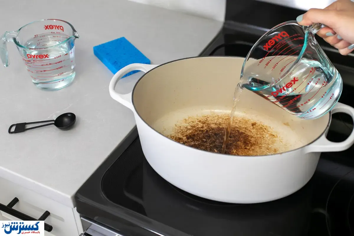 ۴ ترفند ساده برای تمیز کردن ظروف سوخته