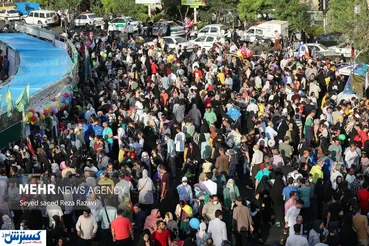 تصاویر/ روایتی از یک مهمانی ۱۰ کیلومتری