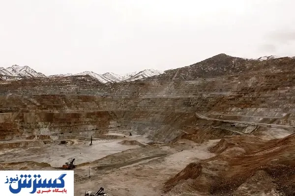 دلخوش به وعده وعید