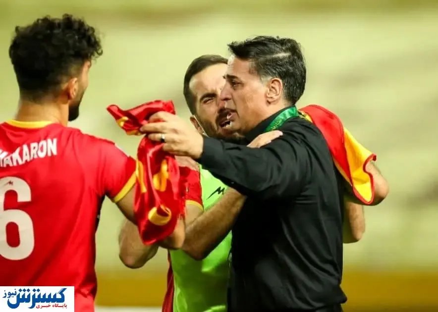 اشک های آقای مدیر پس از قهرمانی تاریخی! + عکس