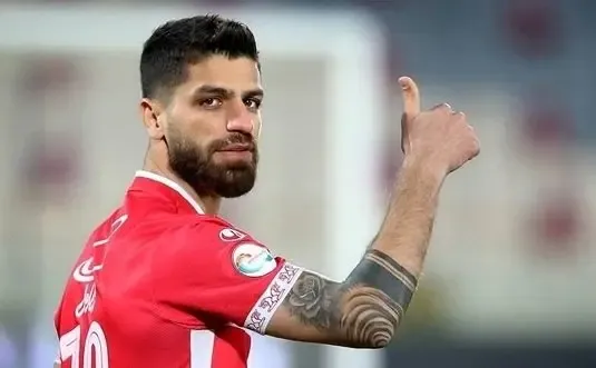 ستاره پرسپولیس برگشت، یحیی خندید