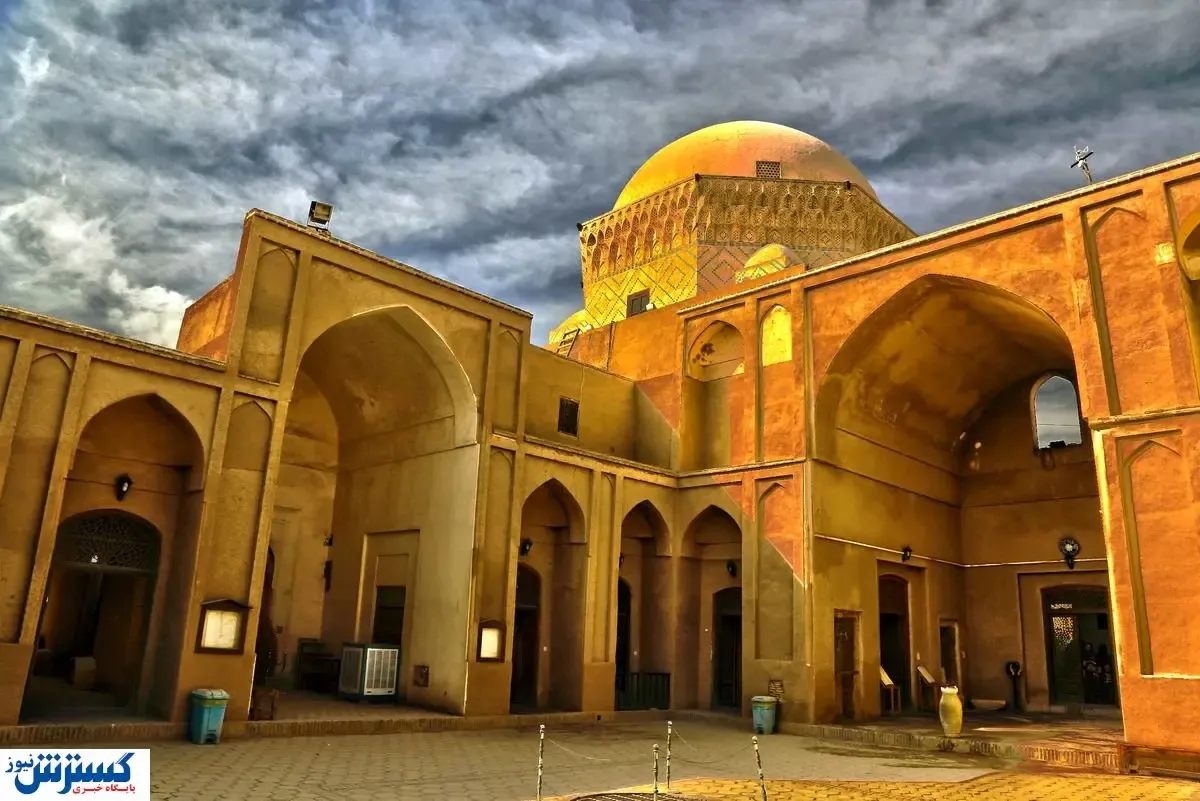 سفر هوایی به یزد چقدر آب می‌خورد؟ + جدول