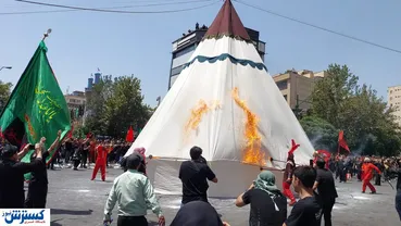 گزارش تصویری از آئین خیمه سوزان ظهر عاشورا در بازار تهران