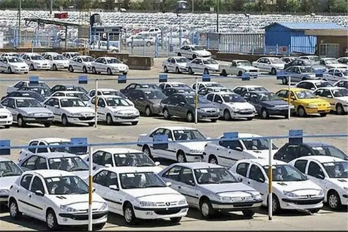 دلار بازار خودرو را آتش زد