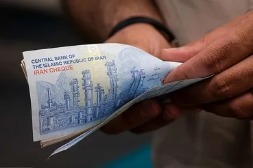 کام بازنشستگان شیرین شد/ تاریخ قطعی واریز عیدی بازنشستگان و مستمری بگیران تامین اجتماعی اعلام شد