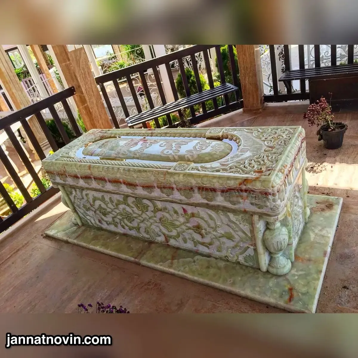 قبل از خرید سنگ قبر چه نکاتی را رعایت کنیم؟