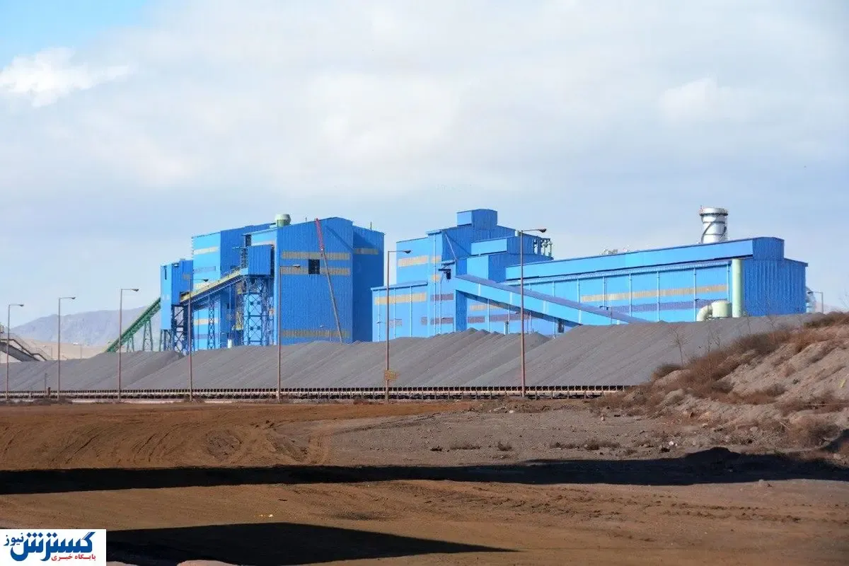 کاشت گیاهان سازگار با محیط صنعتی در فولاد خراسان