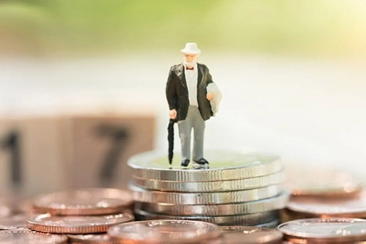 پرداخت حقوق آذر ماه بازنشستگان آغاز شد؛ واریز مرحله‌ای تا ۷۲ ساعت