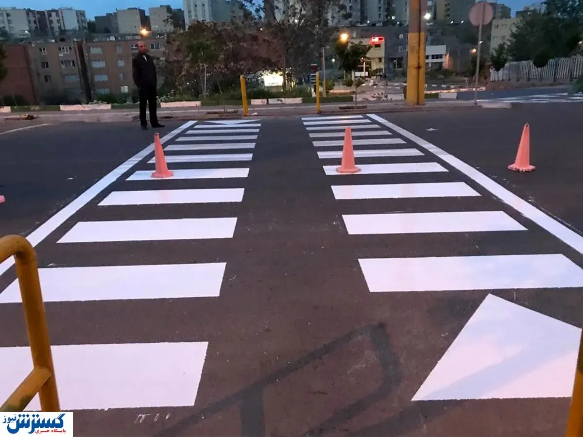 راهنمای خرید رنگ ترافیکی؛ انواع رنگ‌های ترافیکی چه ویژگی‌ها، مزایا و کاربردهایی دارند؟