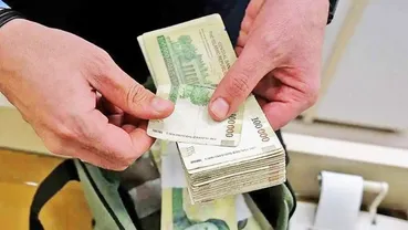 پیش‌بینی یک فعال کارگری / حقوق کارگران در نیمه دوم سال چقدر بیشتر می‌شود؟