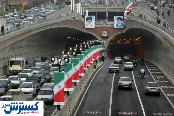 پایتخت در ترافیک / موتورسواران از ورود به تونل خودداری کنند